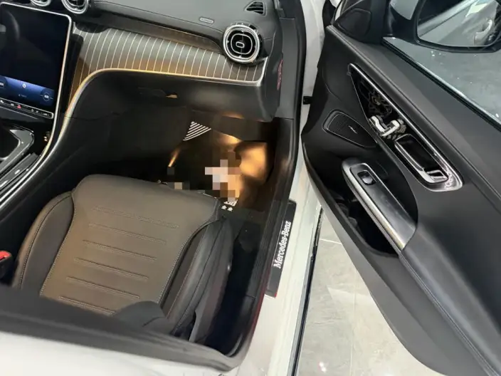 Mercedes-Benz C-Class 2024 Model C 260 L Sports Edition – фото 5