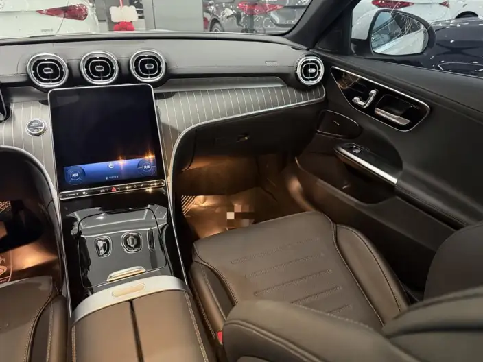 Mercedes-Benz C-Class 2024 Model C 260 L Sports Edition – фото 6