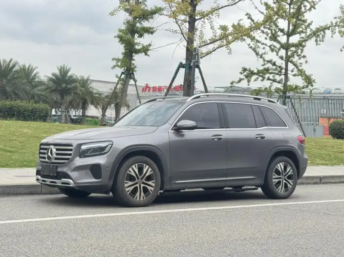 Mercedes-Benz GLB 2024 Model Facelift GLB 220 Dynamic Model – фото 1