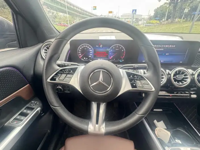 Mercedes-Benz GLB 2024 Model Facelift GLB 220 Dynamic Model – фото 10