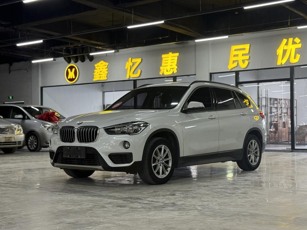 BMW X1 2019 sDrive18Li Fashion – фото 1