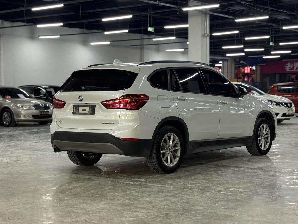 BMW X1 2019 sDrive18Li Fashion – фото 6
