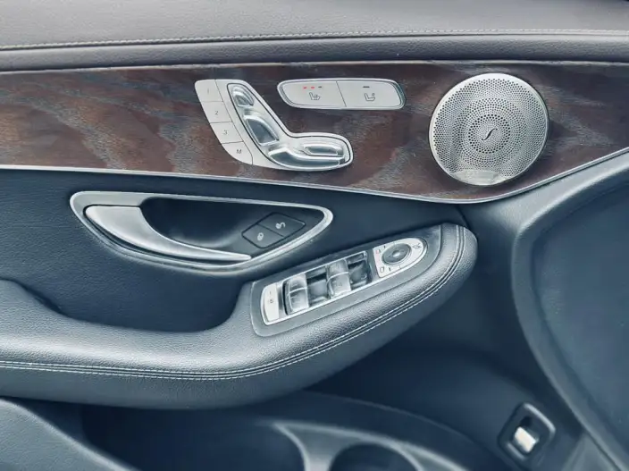 Mercedes-Benz GLC 2022 Model GLC 300 L 4MATIC Dynamic Model – фото 6