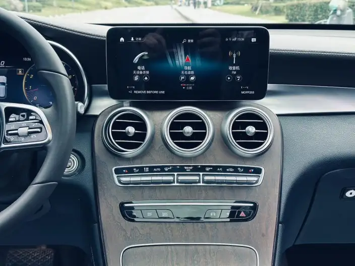 Mercedes-Benz GLC 2022 Model GLC 300 L 4MATIC Dynamic Model – фото 10