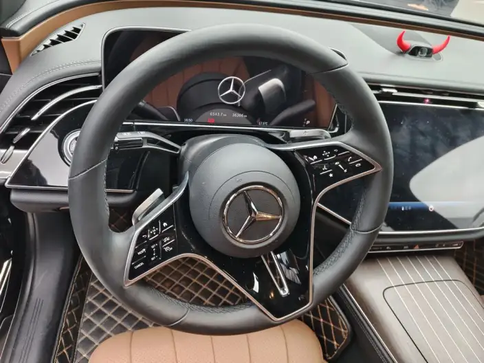 Mercedes-Benz E-Class 2024 Model E 300 L Luxury Model sedan – фото 10
