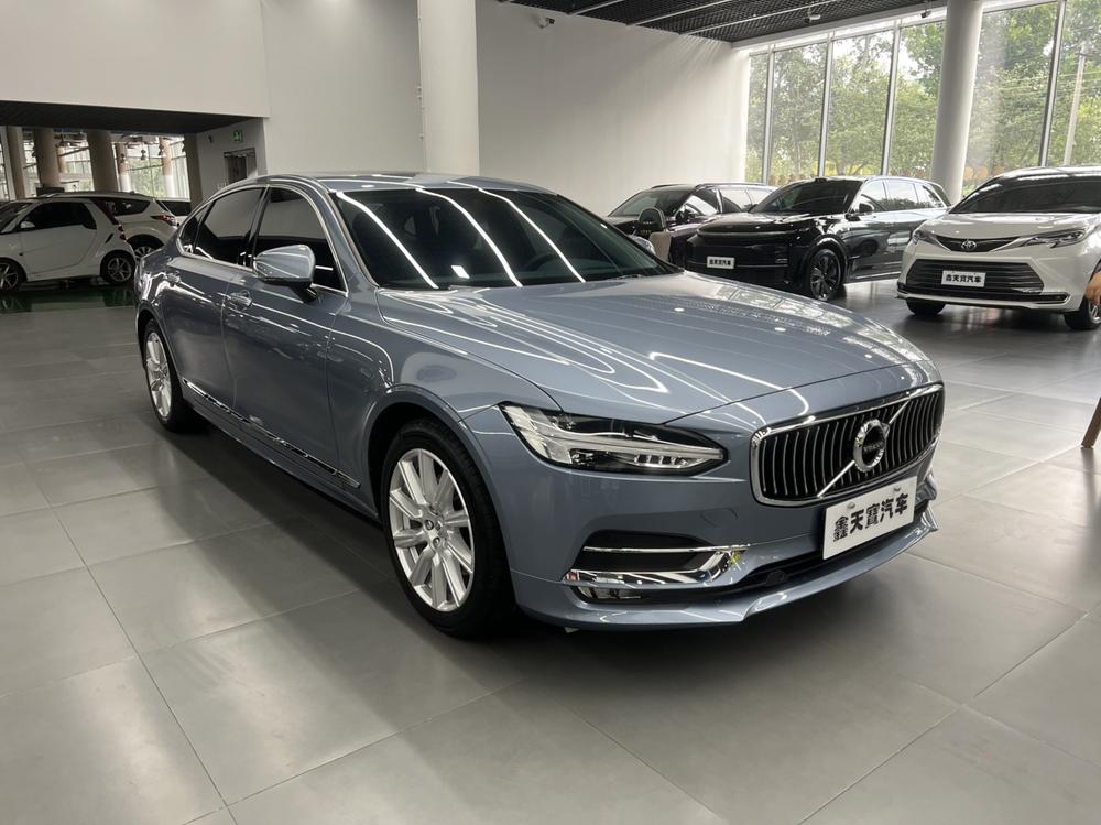 Volvo S90 2020 T5 Intelligent Refined Luxury – фото 2