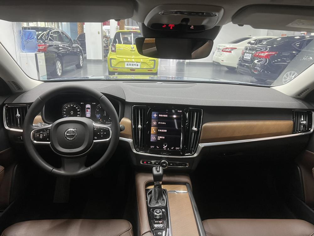 Volvo S90 2020 T5 Intelligent Refined Luxury – фото 5
