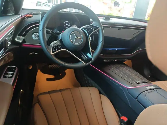 Mercedes-Benz E-Class 2025 Model E 300 L Luxury Model sedan – фото 7