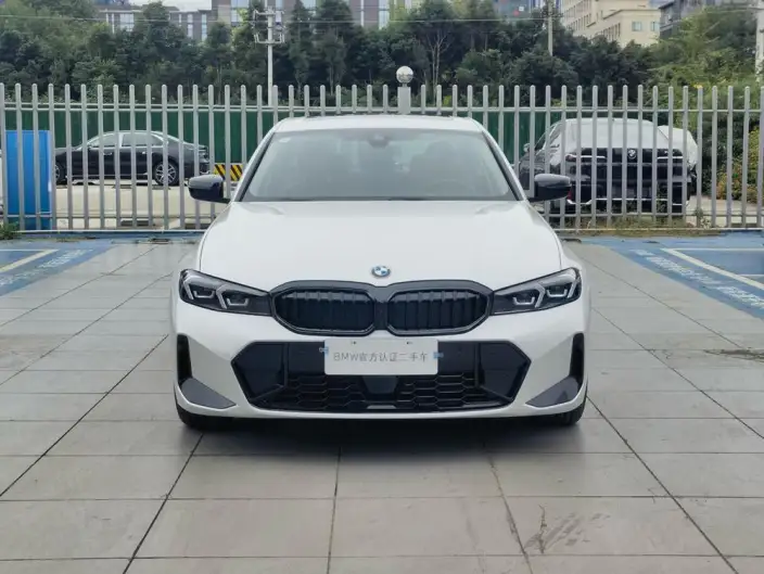 BMW 3 Series 2025 Model 330Li M Sports Night Set – фото 2