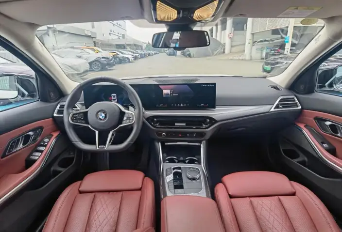 BMW 3 Series 2025 Model 330Li M Sports Night Set – фото 6