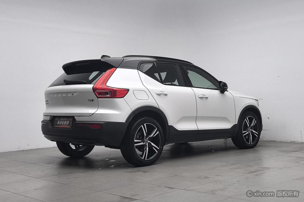 Volvo XC40 2021 T4 4WD Smart Enjoy Sport – фото 4