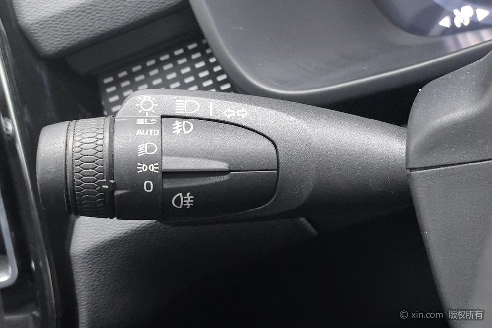 Volvo XC40 2021 T4 4WD Smart Enjoy Sport – фото 17