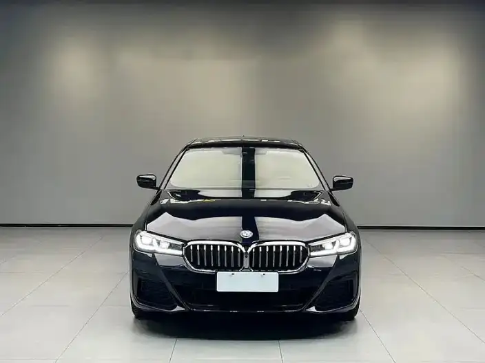 BMW 5 Series 2022 Model 530Li Exclusive Model M Sports Set – фото 2