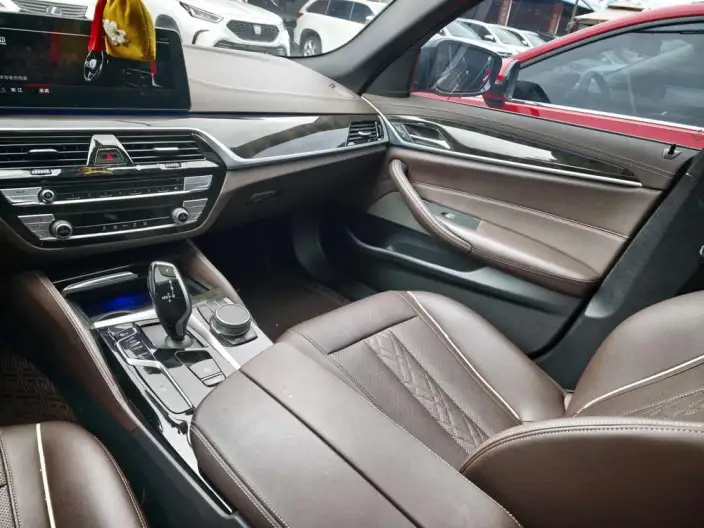 BMW 5 Series 2022 Model Facelift 525Li M Sports Set – фото 5