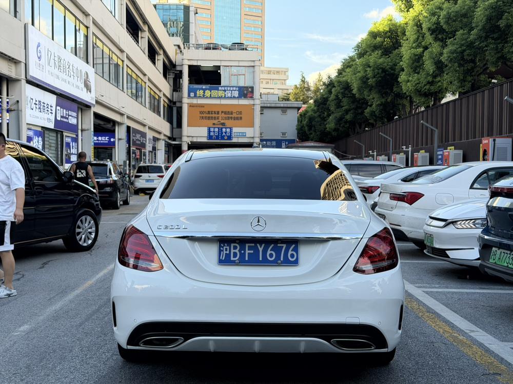 Mercedes-Benz C-Class 2015 C 200 L Sport – фото 5
