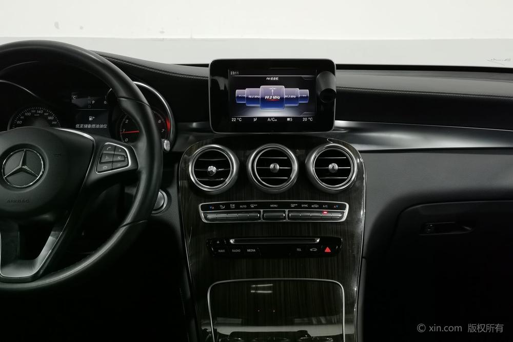 Mercedes-Benz GLC 2016 модификация GLC 260 4MATIC Luxury – фото 13