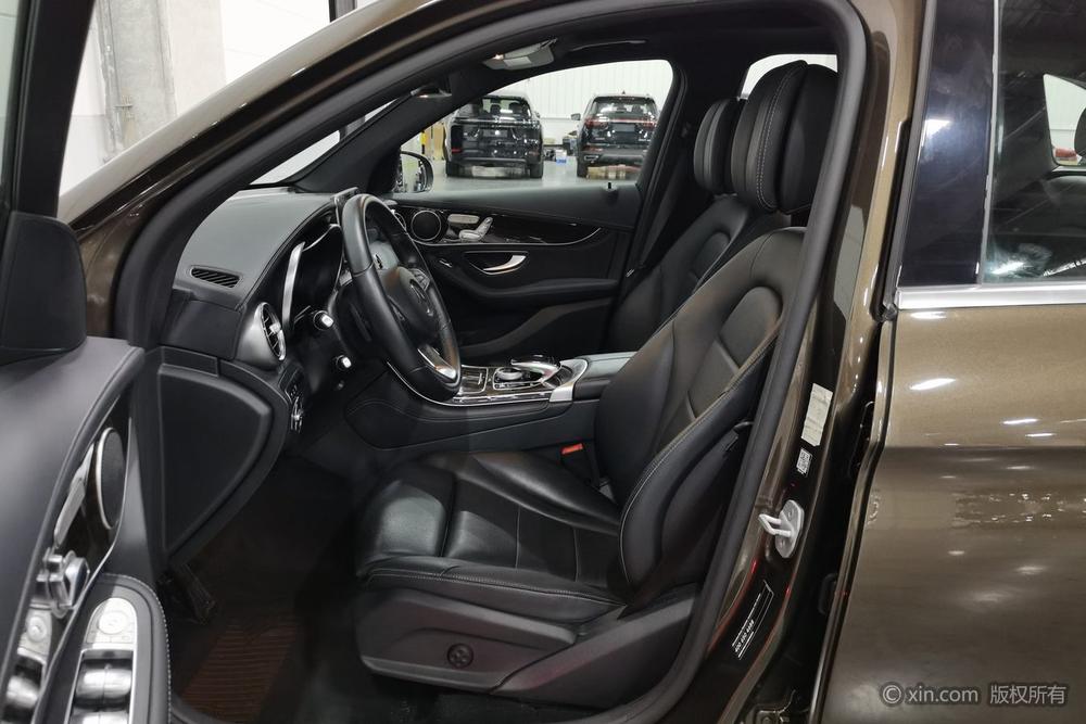 Mercedes-Benz GLC 2016 модификация GLC 260 4MATIC Luxury – фото 19