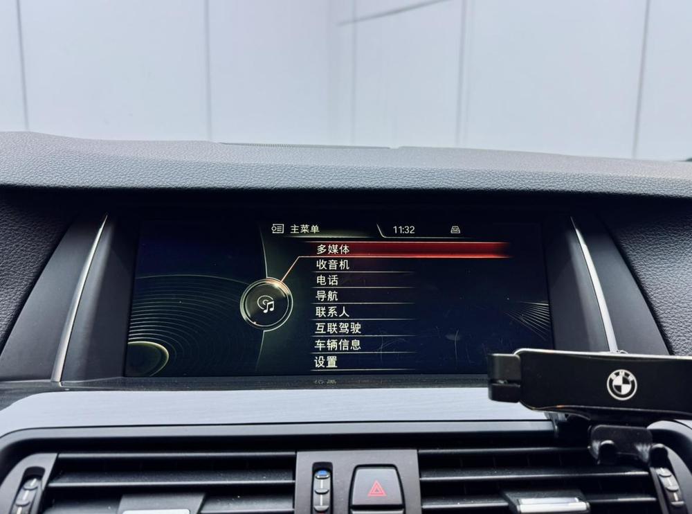 BMW 5 Series 2014 525Li Luxury Design Package – фото 12