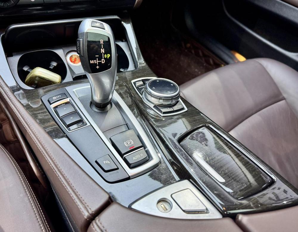 BMW 5 Series 2014 525Li Luxury Design Package – фото 18
