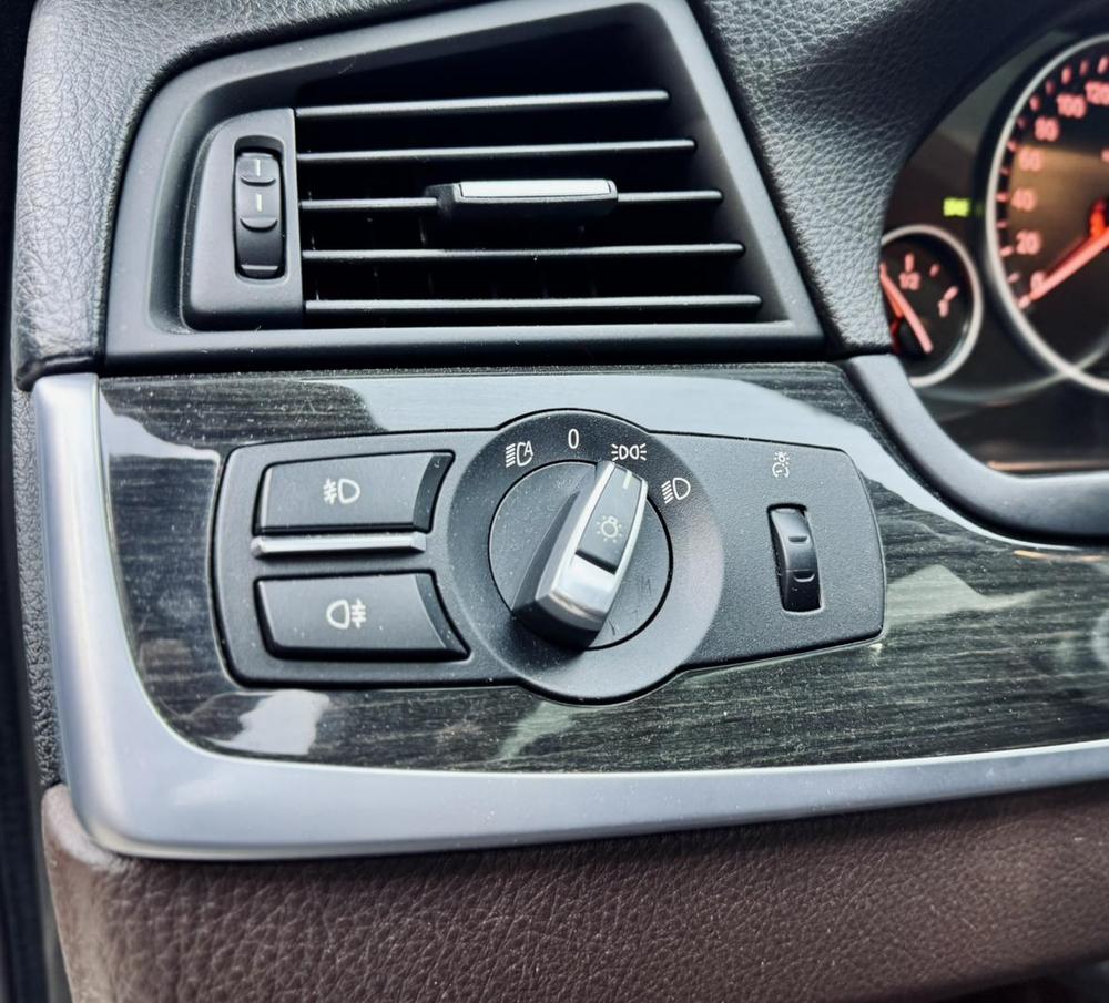 BMW 5 Series 2014 525Li Luxury Design Package – фото 19
