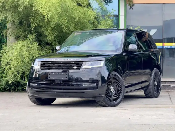 Range Rover 2024 Model 3.0 L6 360PS Shengshi Edition
