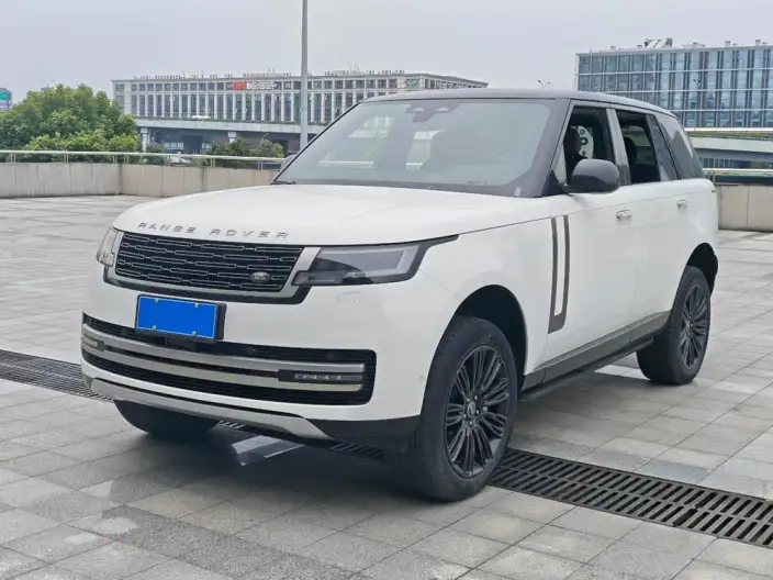 Range Rover 2023 Model 3.0 L6 360PS Shengshi Edition