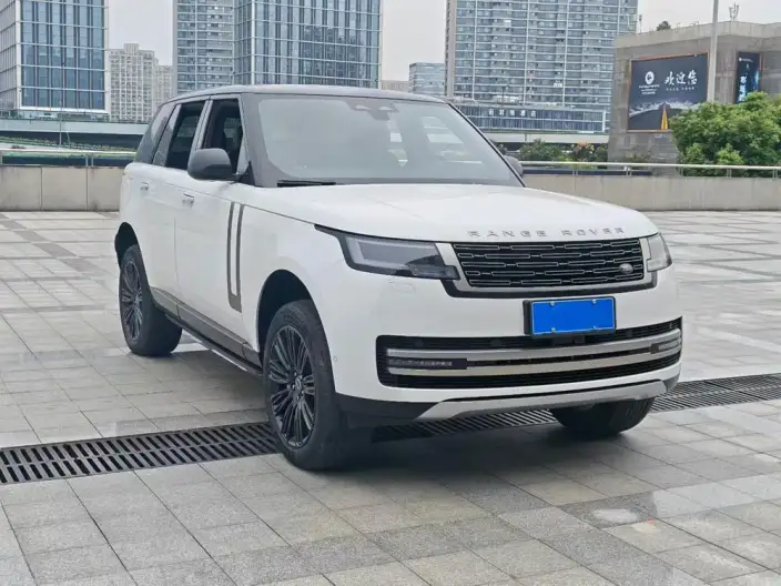 Range Rover 2023 Model 3.0 L6 360PS Shengshi Edition