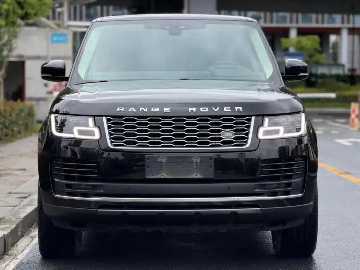 Range Rover 2022 Model 3.0 L6 360PS Shengshi Edition
