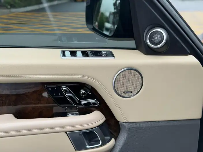 Range Rover 2022 Model 3.0 L6 360PS Shengshi Edition – фото 7