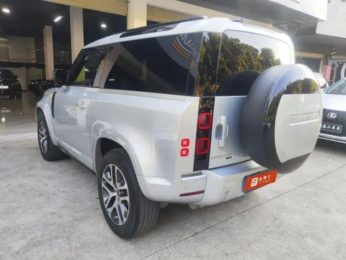 Land Rover Defender 2023 Model Facelift 90 3.0T P400 XS