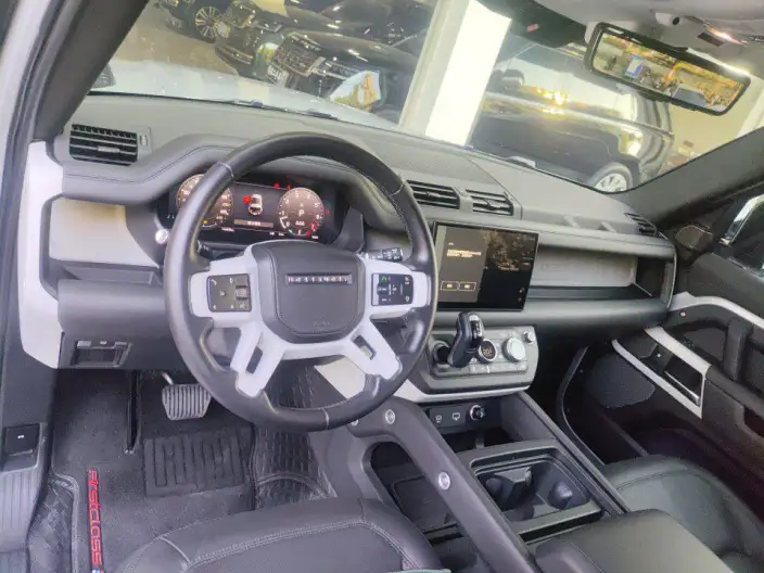 Land Rover Defender 2023 Model Facelift 90 3.0T P400 XS – фото 8