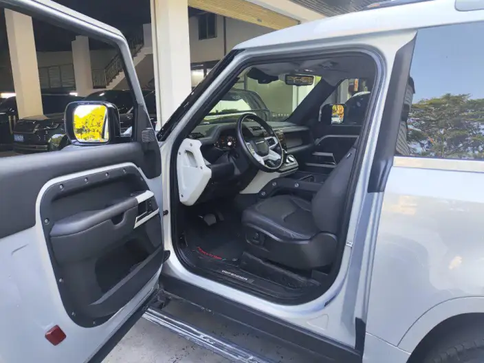 Land Rover Defender 2023 Model Facelift 90 3.0T P400 XS – фото 9