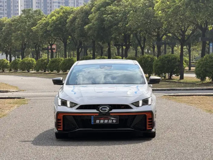 Emzoom 2022 Model 270T J16 R-Style Track Edition