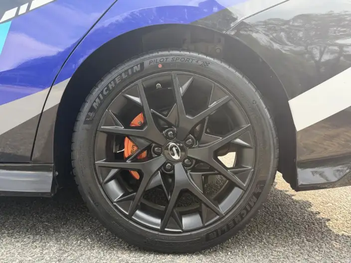 Emzoom 2022 Model 270T J16 R-Style Track Edition – фото 7