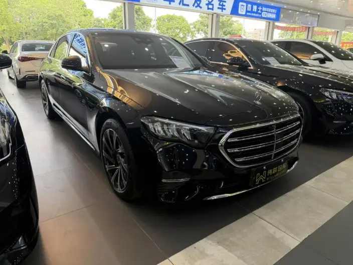 Mercedes-Benz E-Class 2025 Model E 300 L Luxury Model sedan – фото 3