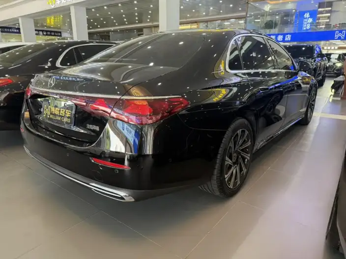 Mercedes-Benz E-Class 2025 Model E 300 L Luxury Model sedan – фото 6