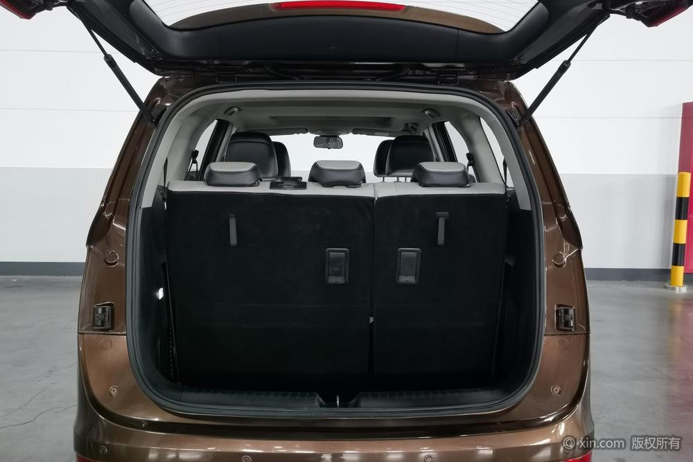 Baojun 730 2017 1.5T DCT Flagship 7-seater, China V – фото 23