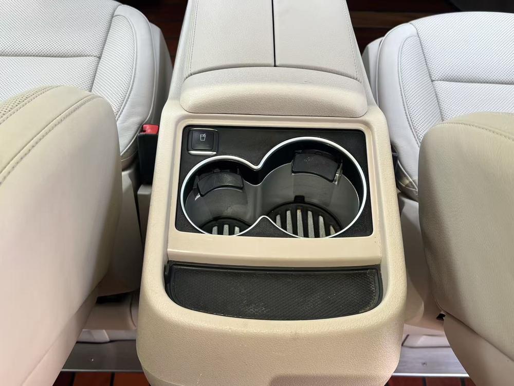Mercedes-Benz V-Class Модель 2018 года V 260 Premium Edition Country VI – фото 8
