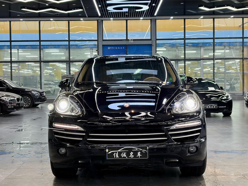 Cayenne 2014 модификация Cayenne Platinum Edition 3.0T – фото 2