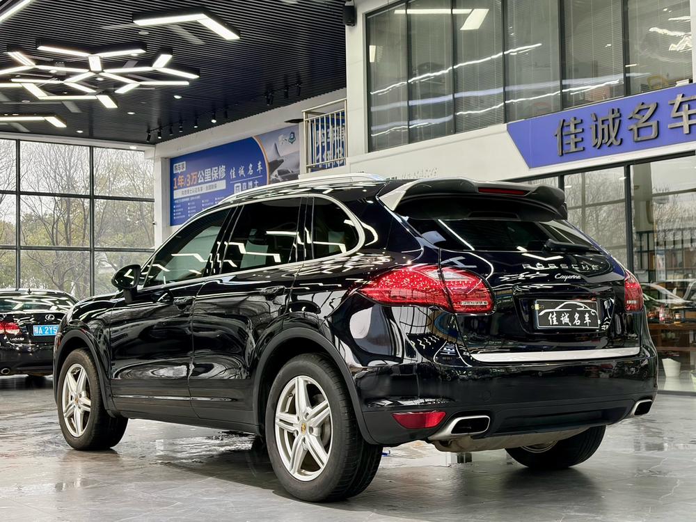 Cayenne 2014 модификация Cayenne Platinum Edition 3.0T – фото 4