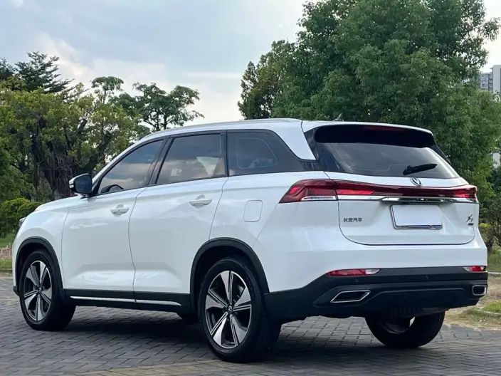 Changan X7 PLUS 2024 Model 1.5T DCT Zhen Xiang Model 5 seat – фото 5
