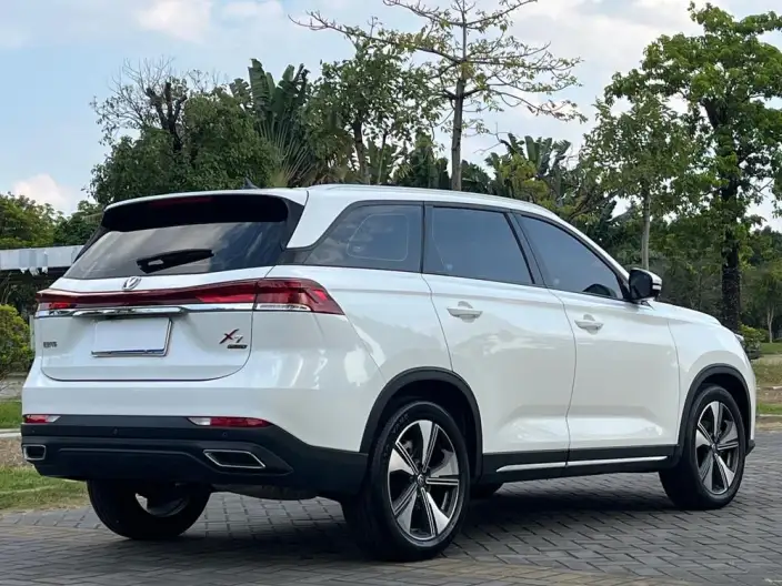 Changan X7 PLUS 2024 Model 1.5T DCT Zhen Xiang Model 5 seat – фото 7