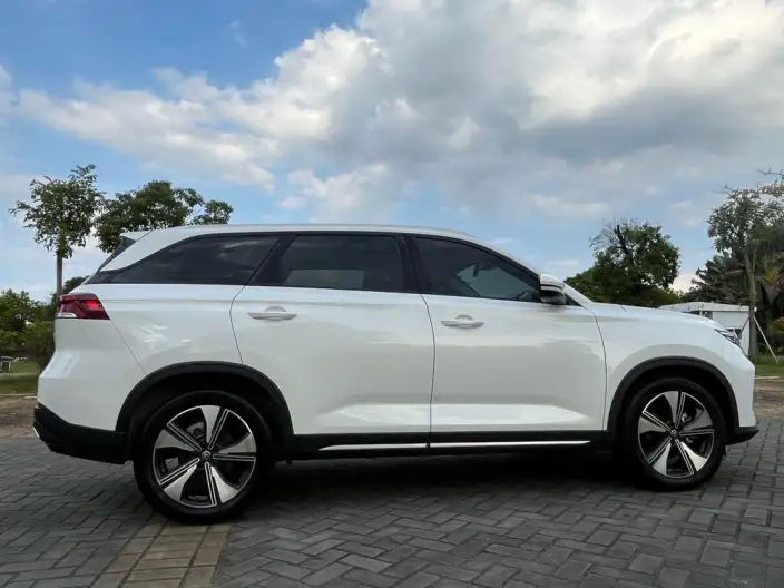 Changan X7 PLUS 2024 Model 1.5T DCT Zhen Xiang Model 5 seat – фото 8