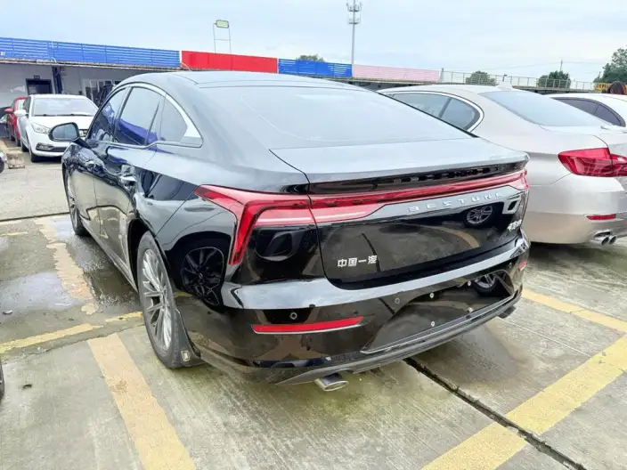 BESTUNE B70 2023 Model Third generation 1.5T Automatic Changxiang Edition Model – фото 4