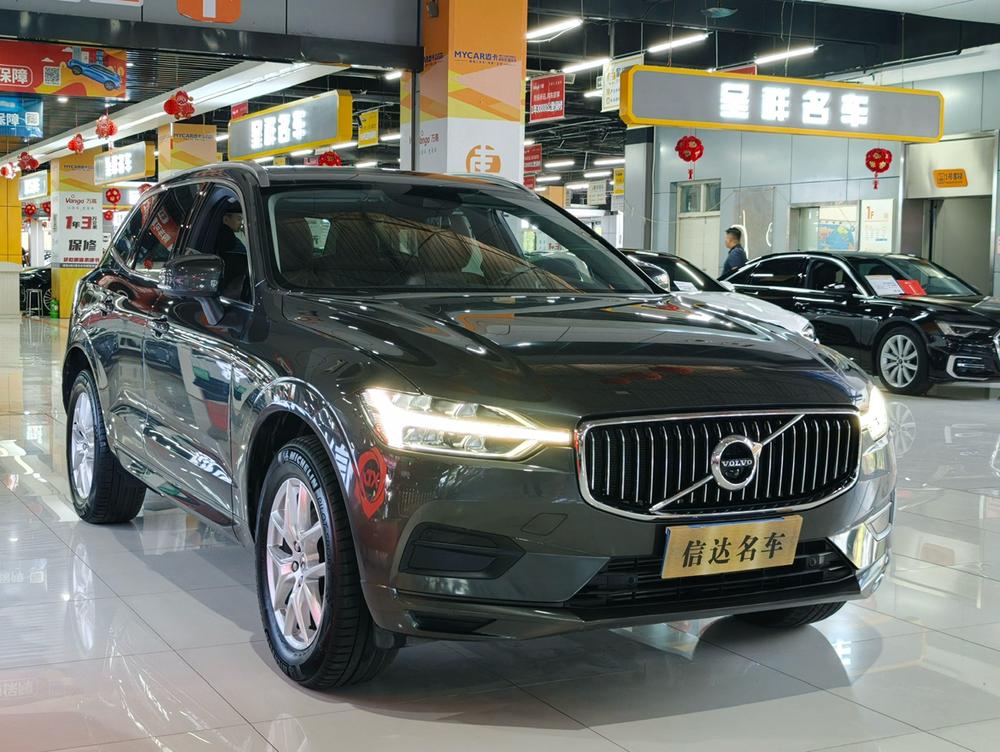 Volvo XC60 2019 T5 AWD Smart Entry China VI – фото 3