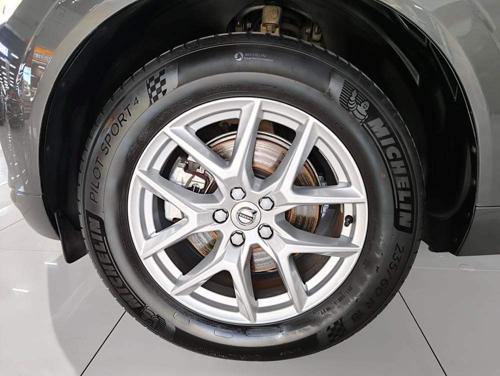 Volvo XC60 2019 T5 AWD Smart Entry China VI – фото 9