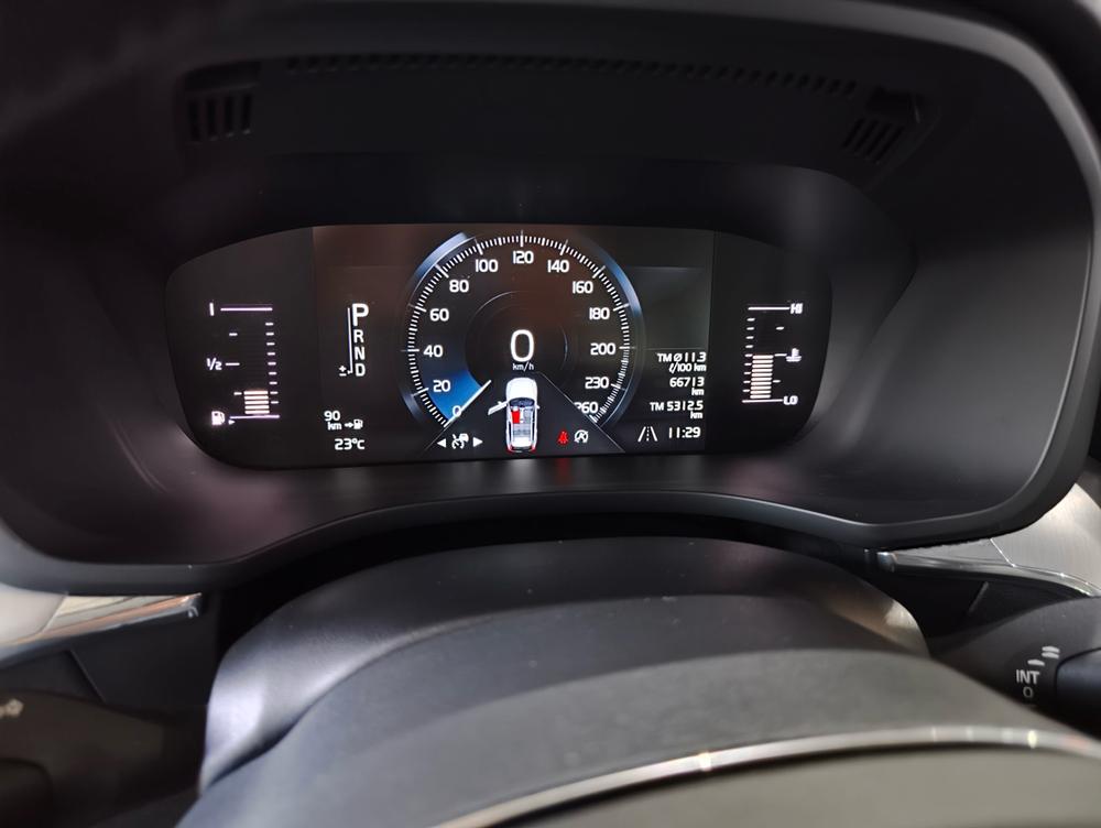 Volvo XC60 2019 T5 AWD Smart Entry China VI – фото 13