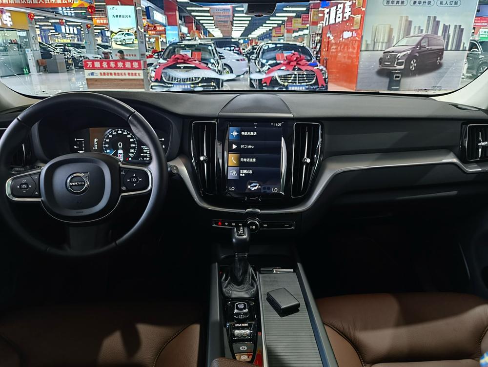 Volvo XC60 2019 T5 AWD Smart Entry China VI – фото 15