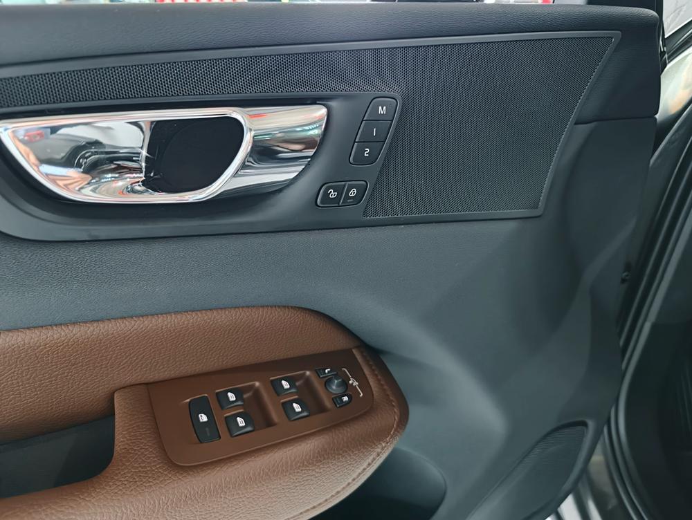 Volvo XC60 2019 T5 AWD Smart Entry China VI – фото 19