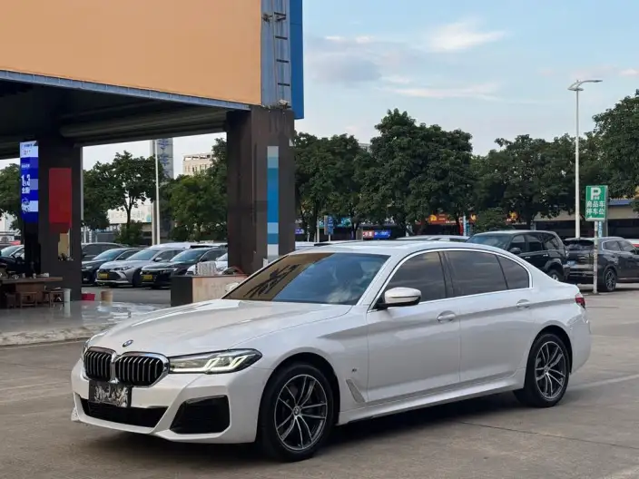 BMW 5 Series 2022 Model 525Li M Sports Set – фото 1